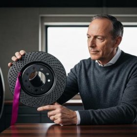Тјунирање на сопирачките: Зошто карбон-керамичките дискови се „оверкил“ за град