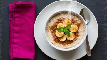 Овесна каша со банана и цимет