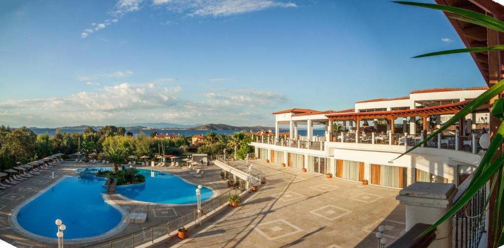 Alexandros Palace