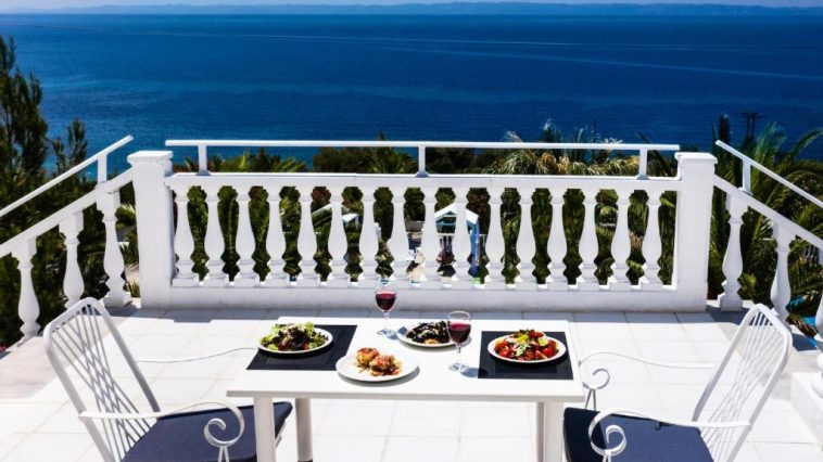 Bianco Olympico, Pozitivo, Ситонија, Халкидики, Лето 2026, All Inclusive, мајски празници, понуда на денот, одмор со деца, Грција 2026