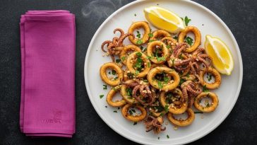Пржени лигњи со лук