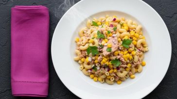 Макарони со туна и пченка