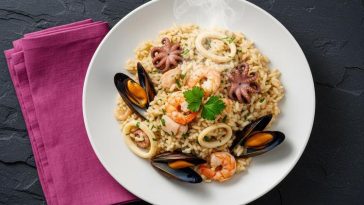 Рижото со морски плодови
