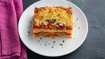 Посна мусака со ориз и печурки