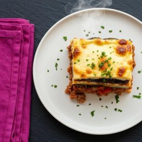 Мусака од модри патлиџани