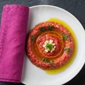 Макало со домати