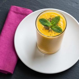 Смути со манго и чиа