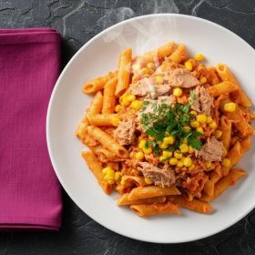 Макарони со туна и пченка
