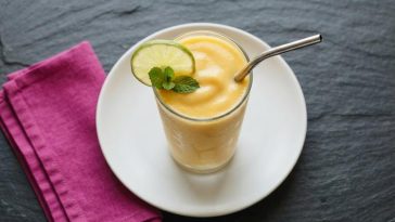 Смути со манго и лимета