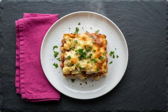 Мусака со карфиол и сирење