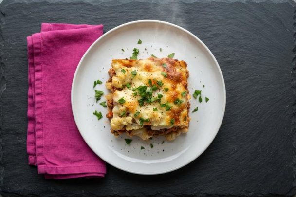 Мусака со карфиол и сирење